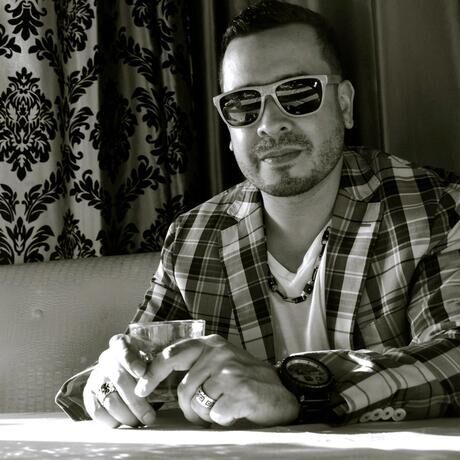 4a6d626f eed8 4998 92ff 4687ffab37a3